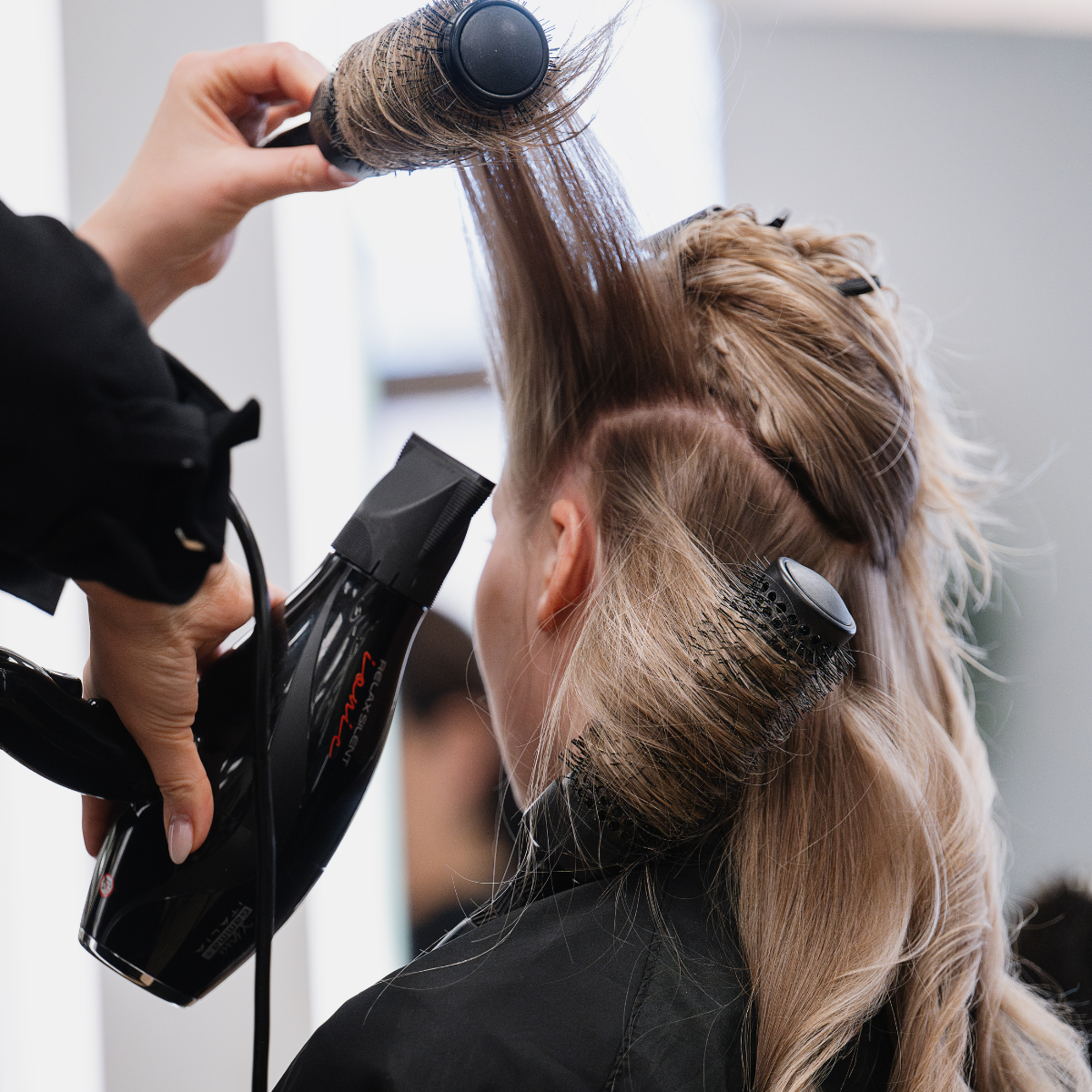 Your Round Brush 34 mm | Rundborste för glansig blowout med volym och utan frizz